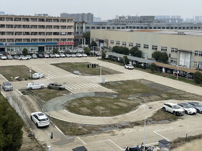 桐乡保安招聘最新信息及小巷特色小店探索指南