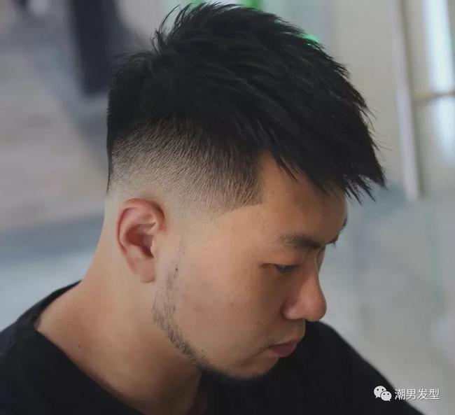 引领潮流的男士发型展望，2025最新款发型男潮精选推荐